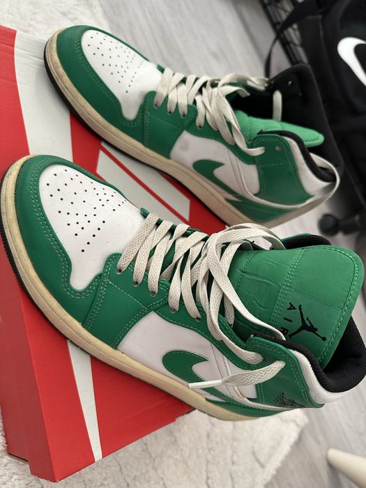 Air Jordan 1 Mid