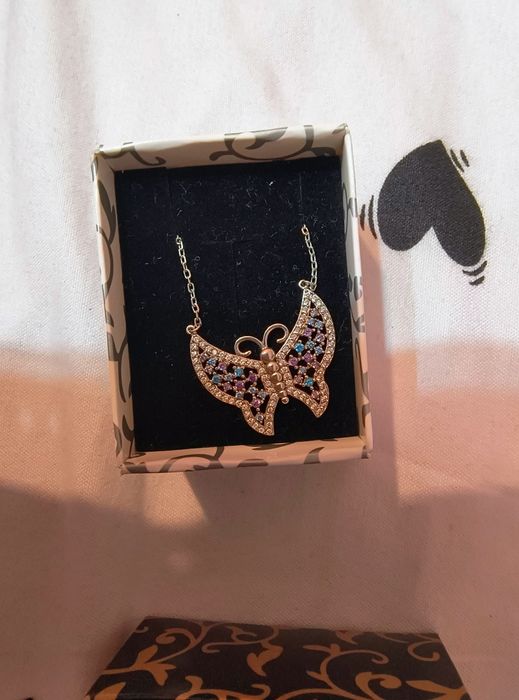 Сребърни колиета "пеперуда"