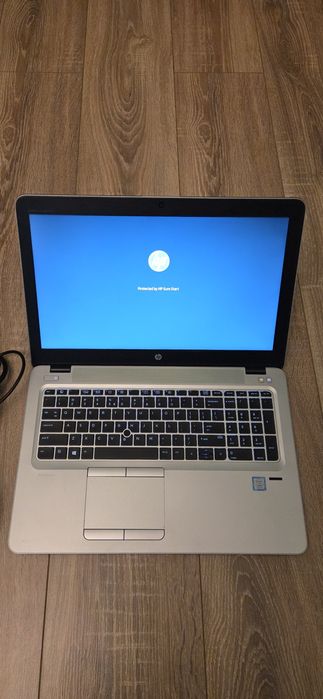 Vand HP EliteBook 850 G4, procesor  i7, 16GB, 256GB SSD