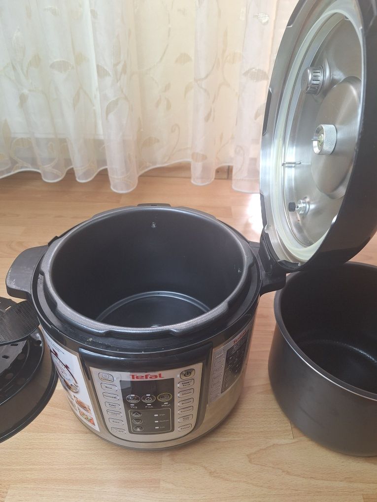 Oală sub presiune electrică Tefal One Pot ca nouă