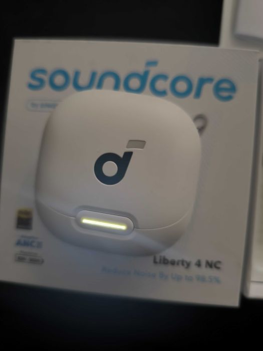 Нови бели безжични слушалки Anker SoundCore Liberty 4 NC (2г гаранция)