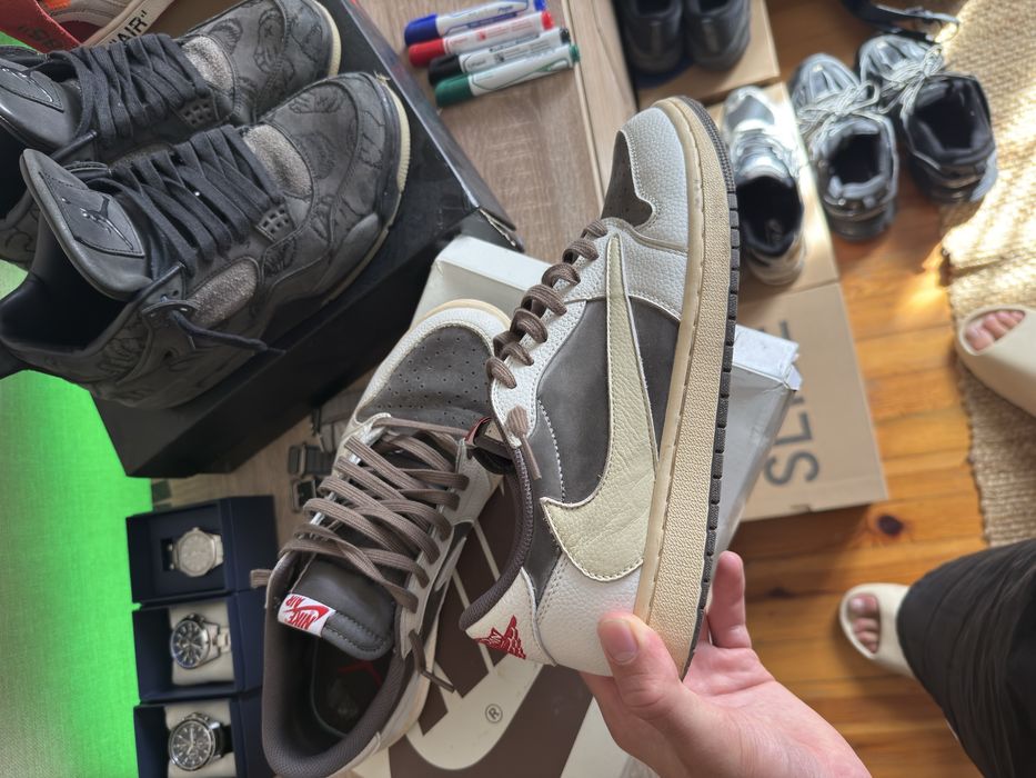 Travis scott j1 low