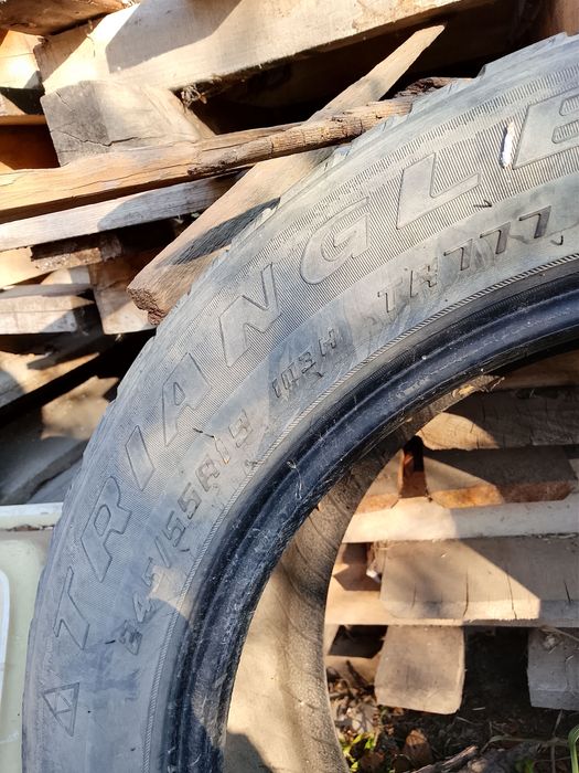 Шины зимние на 19 triangle