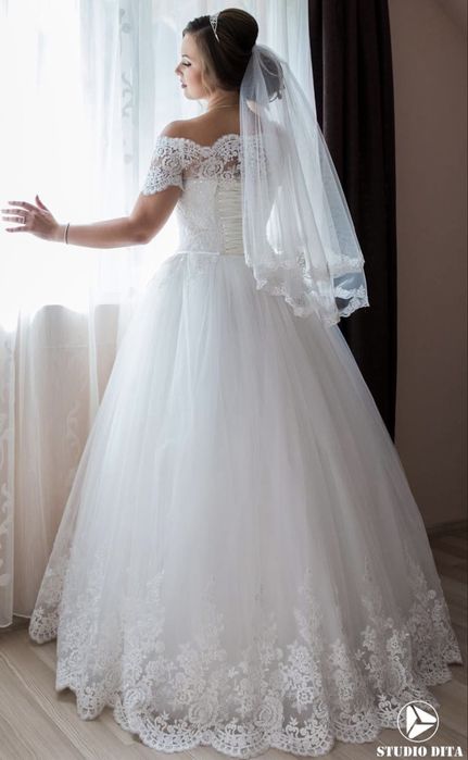 Rochie mireasă albă