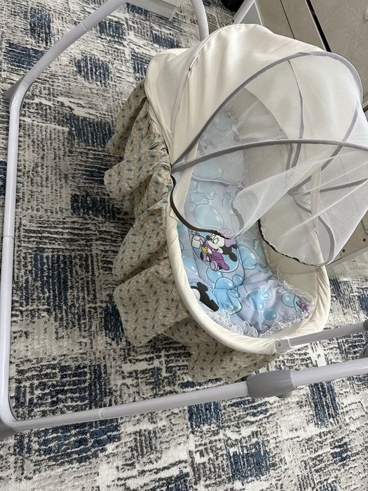 Детская люлька ( кровать) сотилади