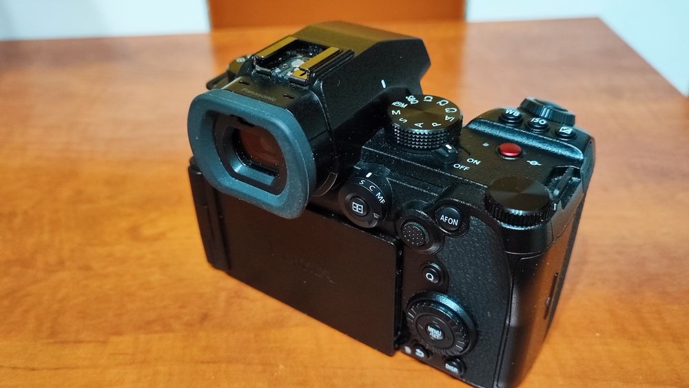 Panasonic Lumix G9 ii body la cutie 99% nou