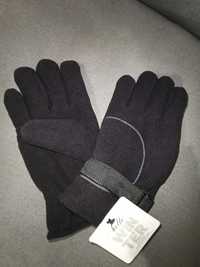Продавам 2 модела зимни меки поларени ръкавици
