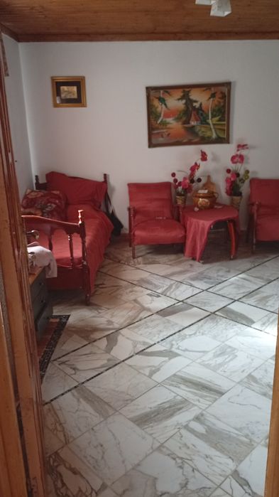 Casa   la tara 20  km de Focsani