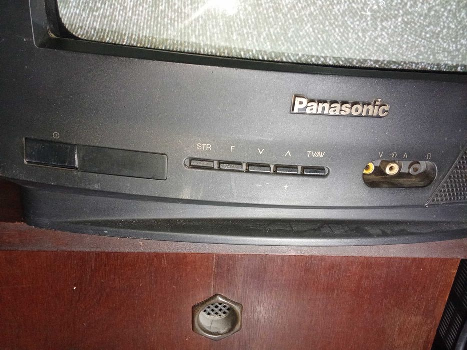 Телевизори 14 инча