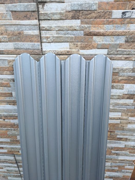 Vand sipca metalica de gard