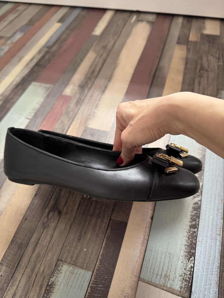Кожени балерини Michael kors