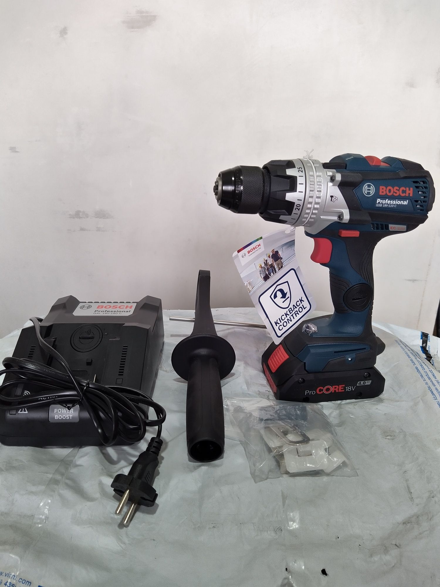 Дрель шуруповёрт -ударный . Bosch GSB 18 Li - 110C.  3 в 1 - одном.