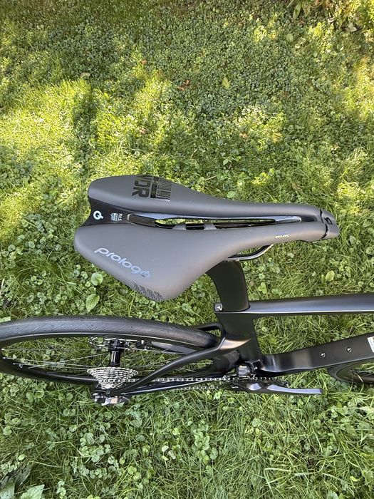 Cursiera carbon Pinarelo Dogma F full Ultegra Di2 2x12 2024 zero km