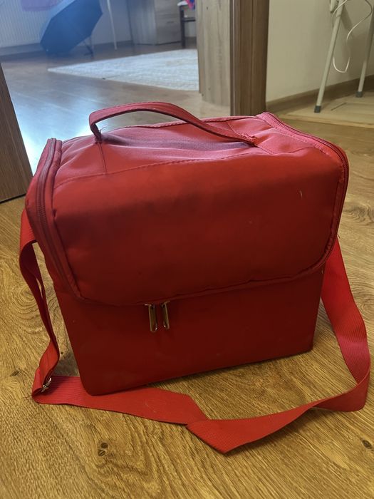 Продам кейс для визажиста