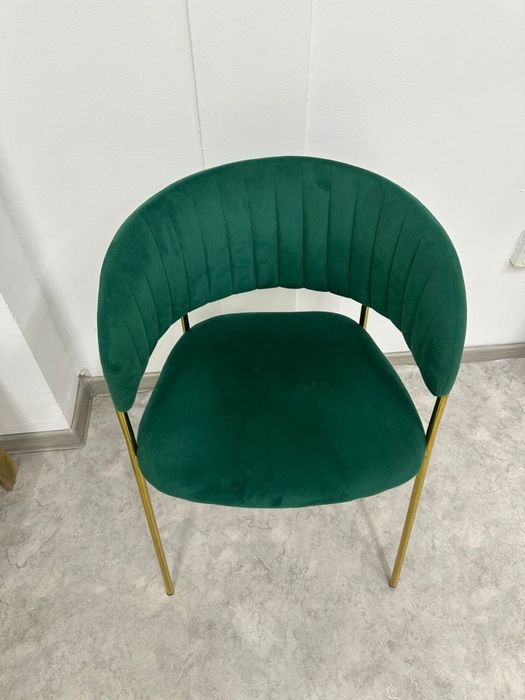 Распродажа стулья, журнальные столики, пуфики