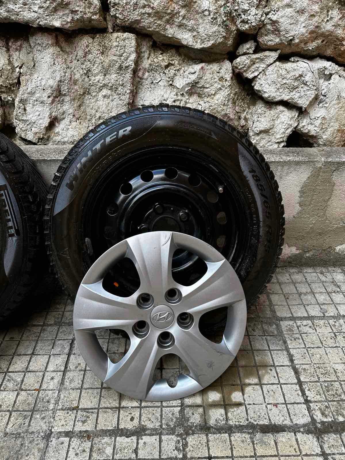 Зимни гуми Pirelli 185 65 15 с джанти 15 цола