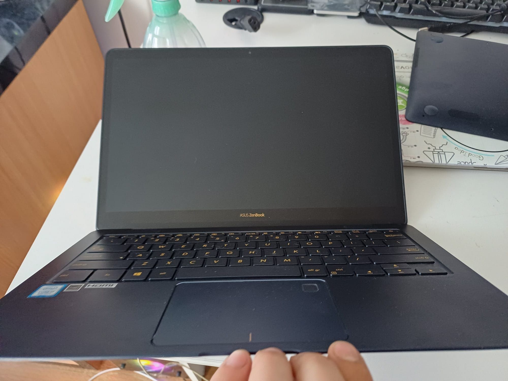 Asus zenbook UX490U Asus UX510U Componente