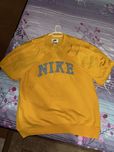 Nike vintage sweater