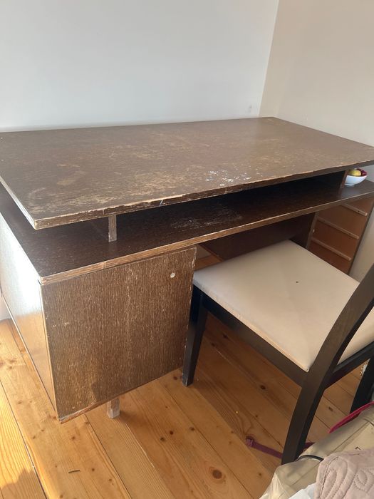 Масивно Ученическо бюро