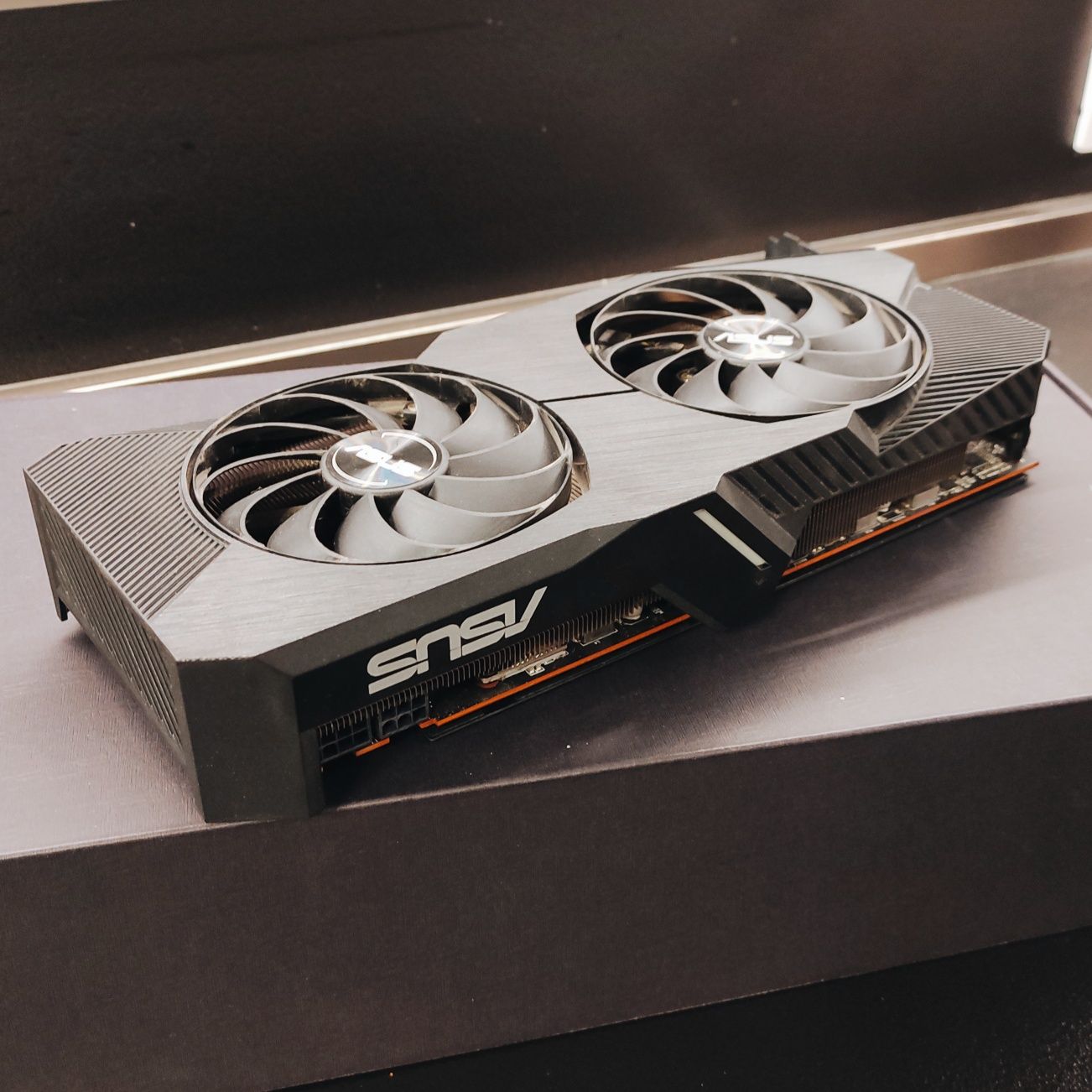 Видеокарта ASUS Dual Radeon RX 5700 XT EVO OC edition 8G
