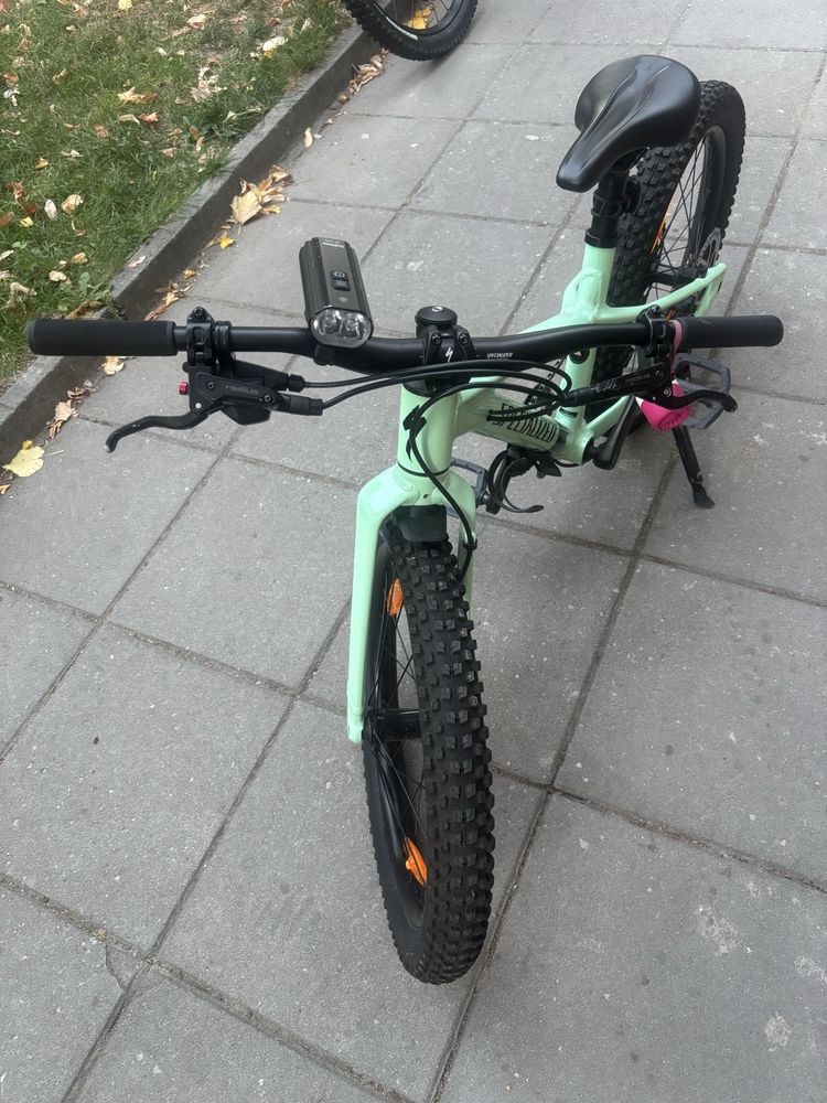 Детски велосипед 20” цола SPECIALIZED