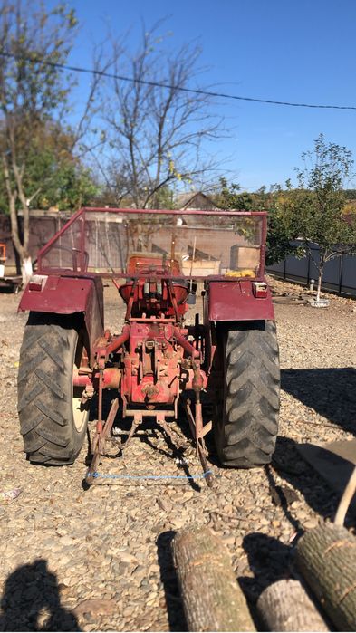 Vind sau schimb tractor