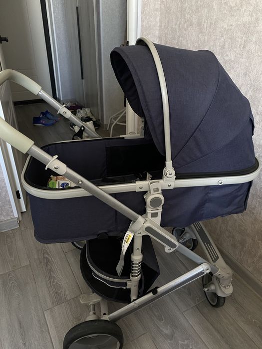 Коляска детская новая