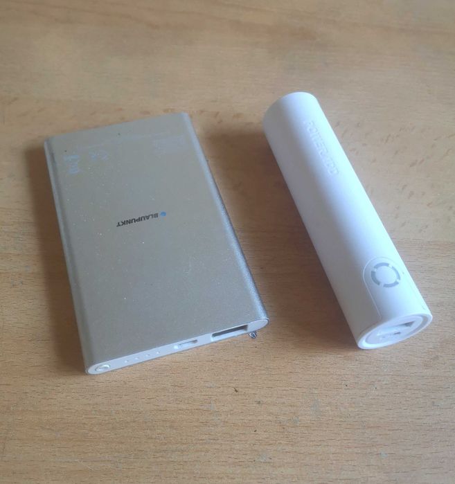 Power bank         .