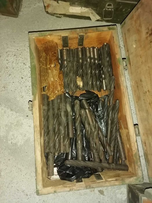 Burghie pentru metal de diferite dimensiuni