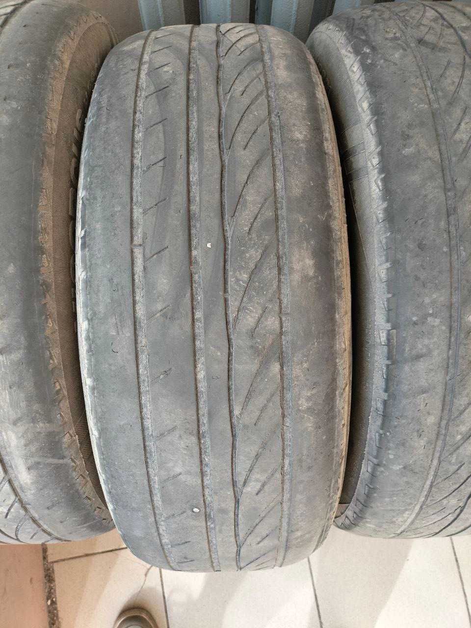 Продам резину 235/60 R18