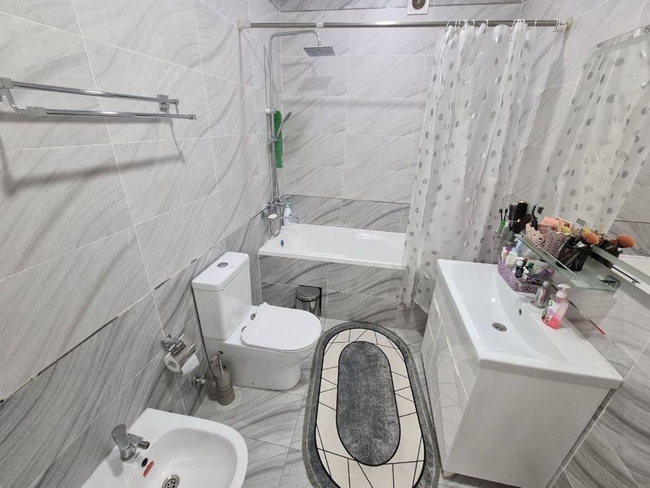 Продаётся Дом  Мирзо Улугбекский район. Улица Циолковского. Карасу-6