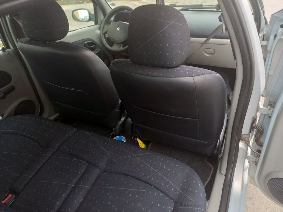 Reno Clio       .