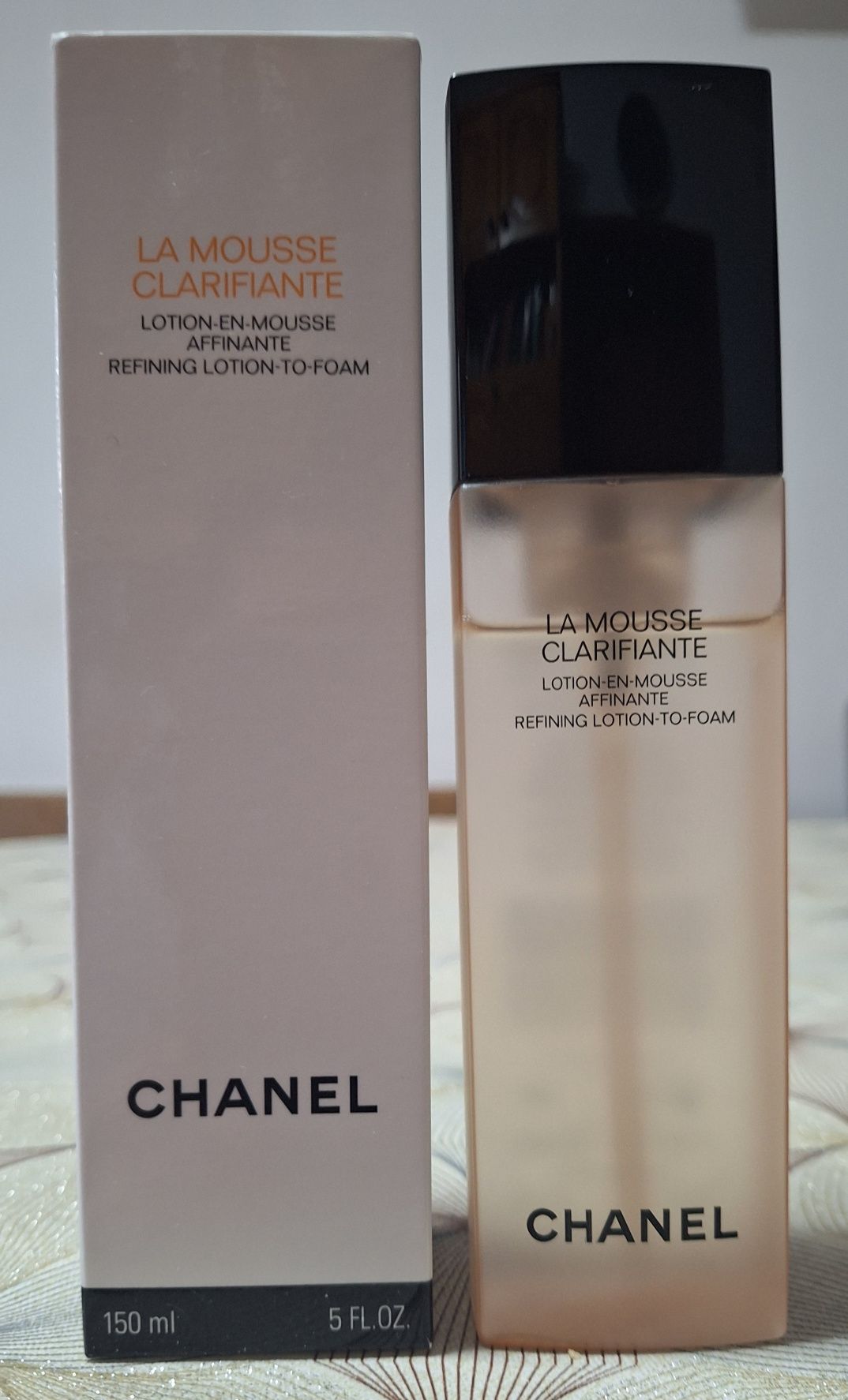 CHANEL LA MOUSSE CLARIFIANTE + подарък 2 парфюмни мостри Chloe и Zadig