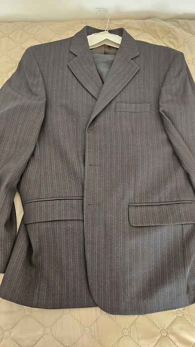 Мъжки костюм нов