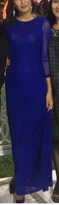 Продается синее вечернее платье с шлейфом