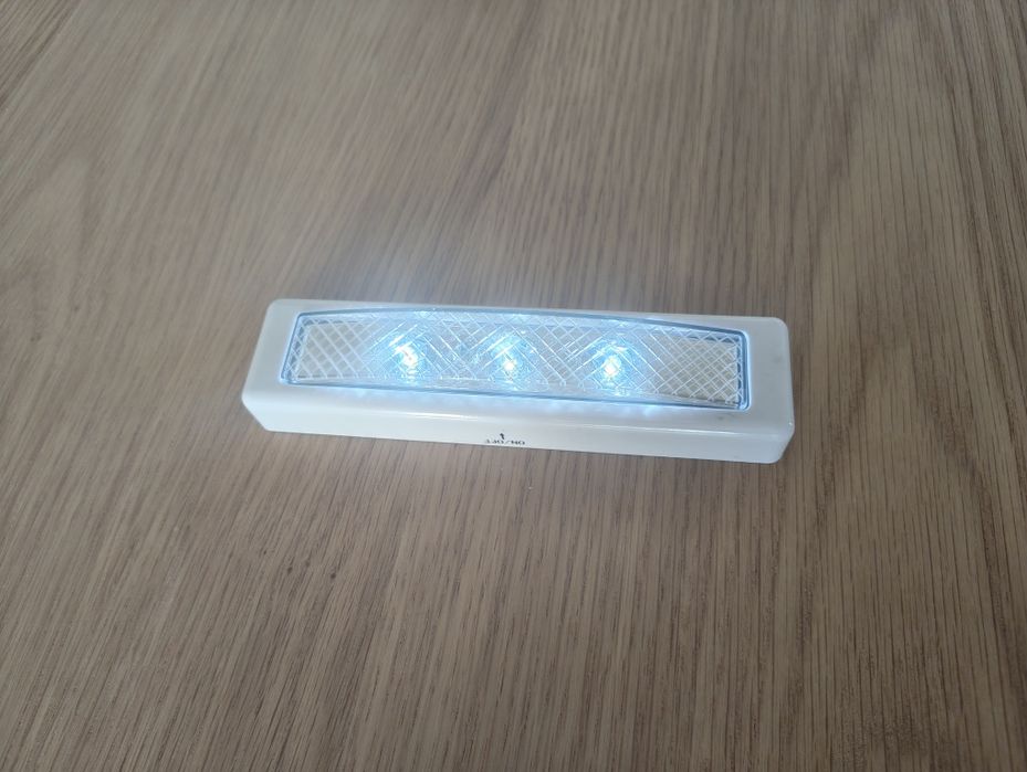 LED Лампа на батерии