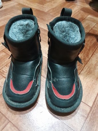 Зимняя обувь в хорошем состоянии
