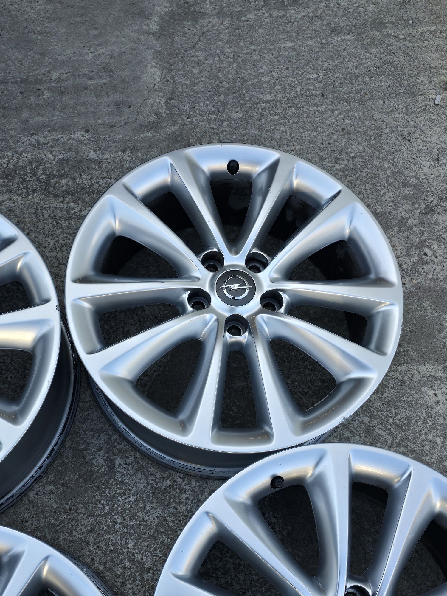 Джанти 18 / 5х115 - Opel 5x115