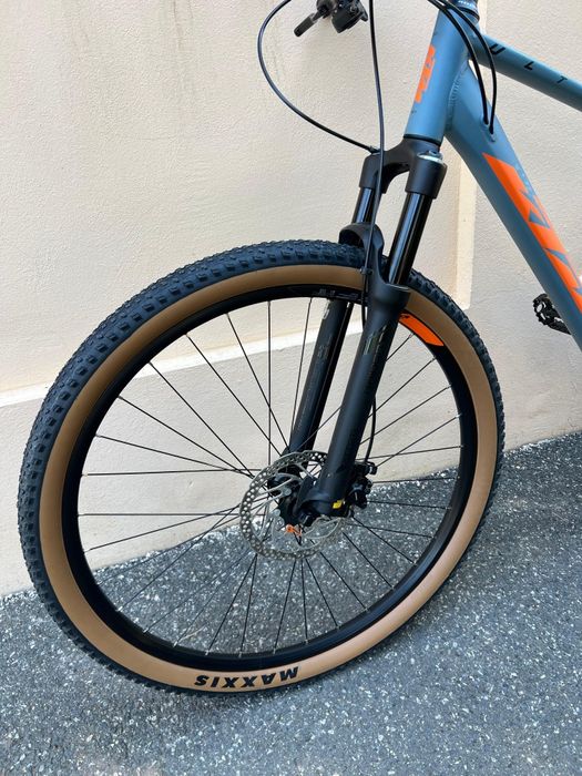 Bicicleta MTB KTM ULTRA SPORT 29” Aluminiu XL Deore furca Aer ca Nou