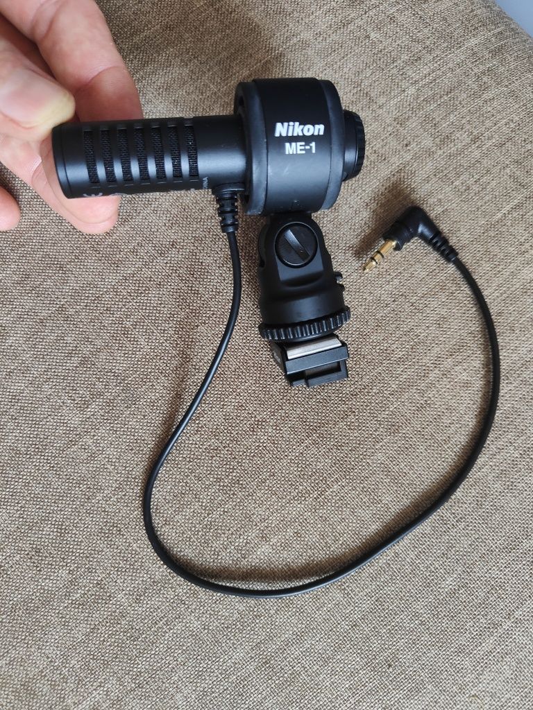 Microfon Nikon ME-1 pentru aparate DSLR si Coolpix Nikon
