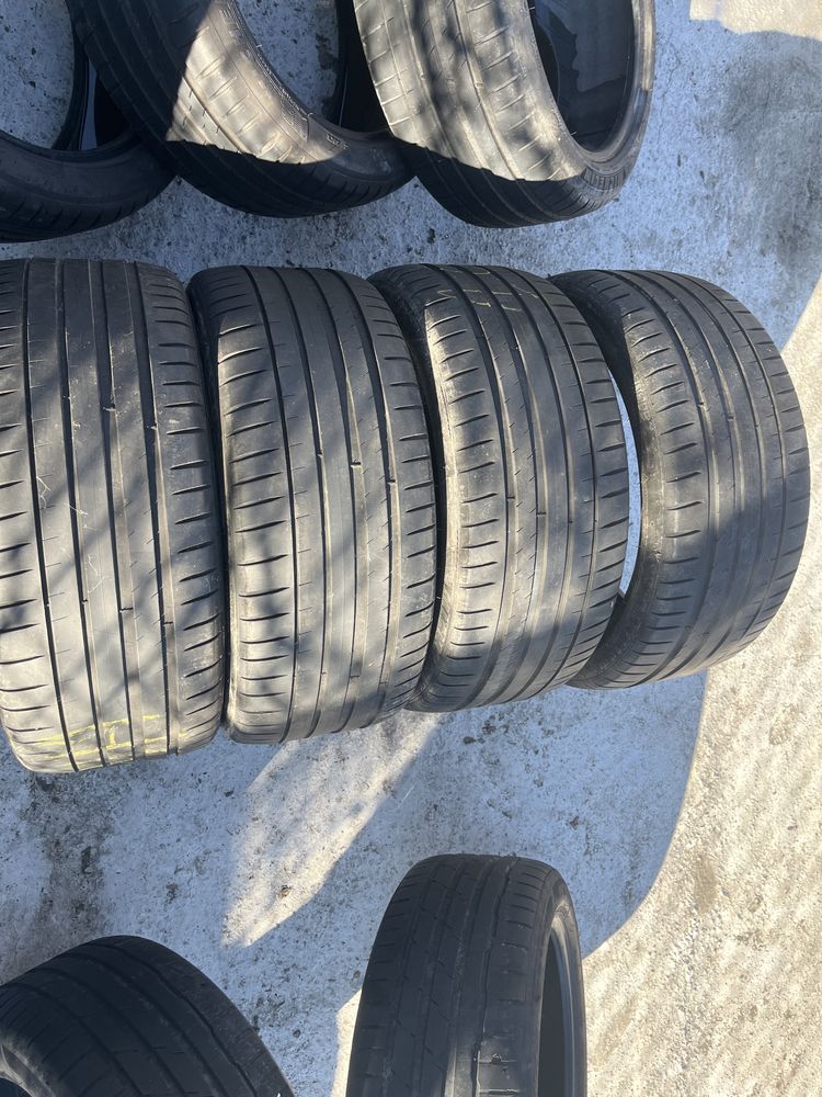 Летни гуми 235/40/19