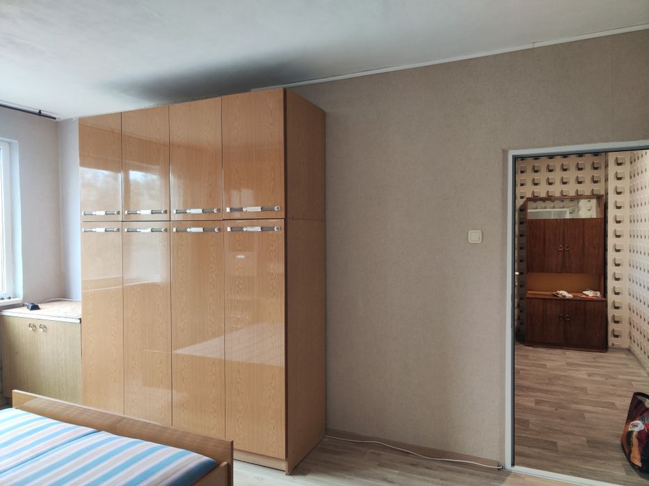 Гарсониера под наем Деленките