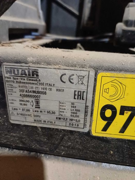 Vând compresor pentru piese