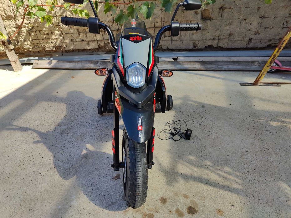 Motoreta electrica aprilia