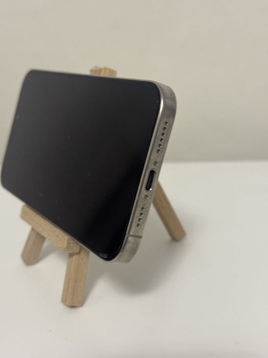 Iphone 16 pro max 256 gb baterie 96% stare excelenta