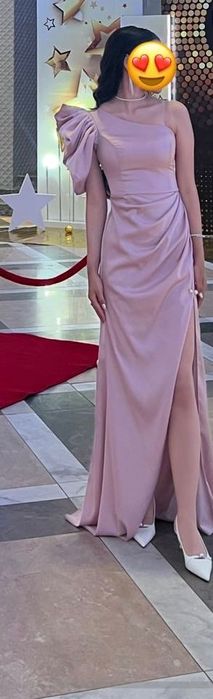 2 красивых платья. Элегантность и изящество!!!