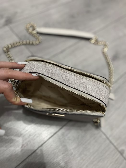 Geanta guess noua