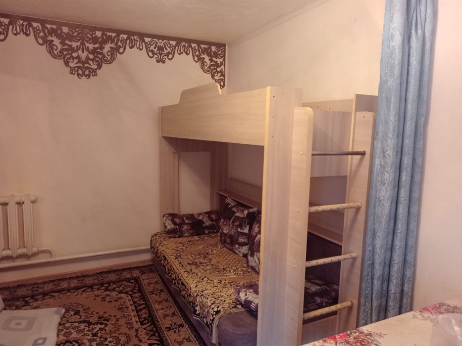 Продам кровать детскую срочно