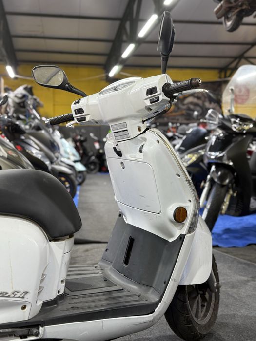 Kymco like 50cc 25km/h 1000