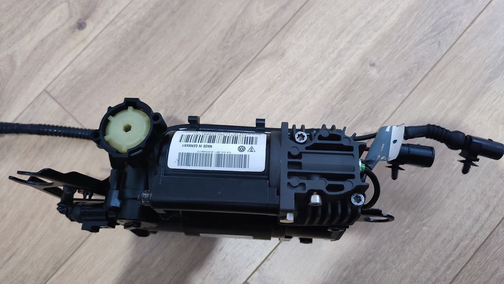 Compresor Perne Aer VW Touareg /Audi Q7 2006/2012